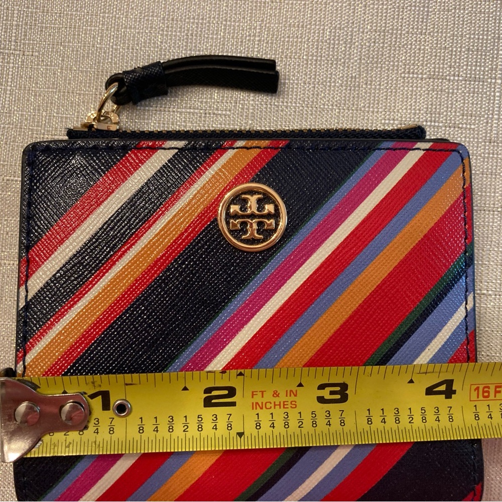Tory Burch Striped Bi-fold Wallet in GUC